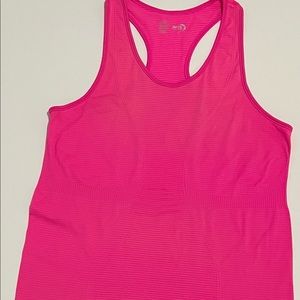 719 L Hot Pink Copper Charged Tank